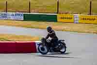 Vintage-motorcycle-club;eventdigitalimages;mallory-park;mallory-park-trackday-photographs;no-limits-trackdays;peter-wileman-photography;trackday-digital-images;trackday-photos;vmcc-festival-1000-bikes-photographs